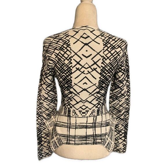 bcbg maxazria Black White Crew Neck Long Sleeve Sweater Top Xxs - Picture 4 of 8